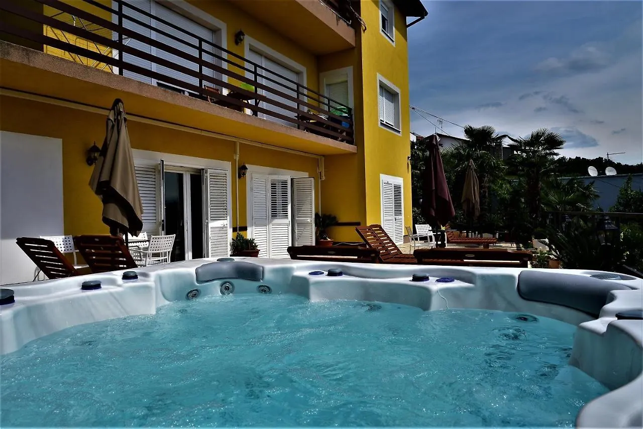 Gasthuis Apartments And Rooms Vila Irma Opatija