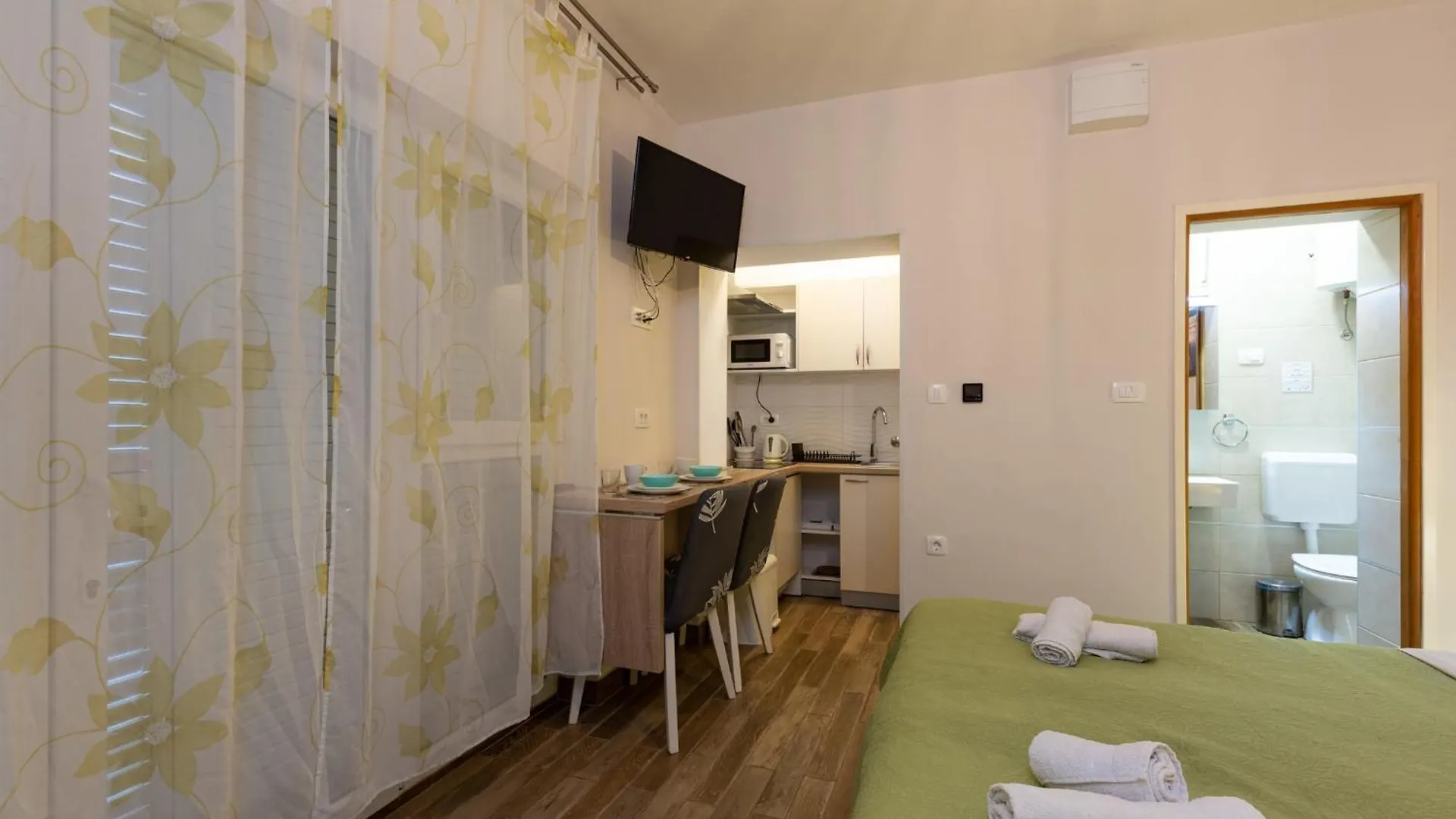 Apartments And Rooms Vila Irma Opatija Gasthuis