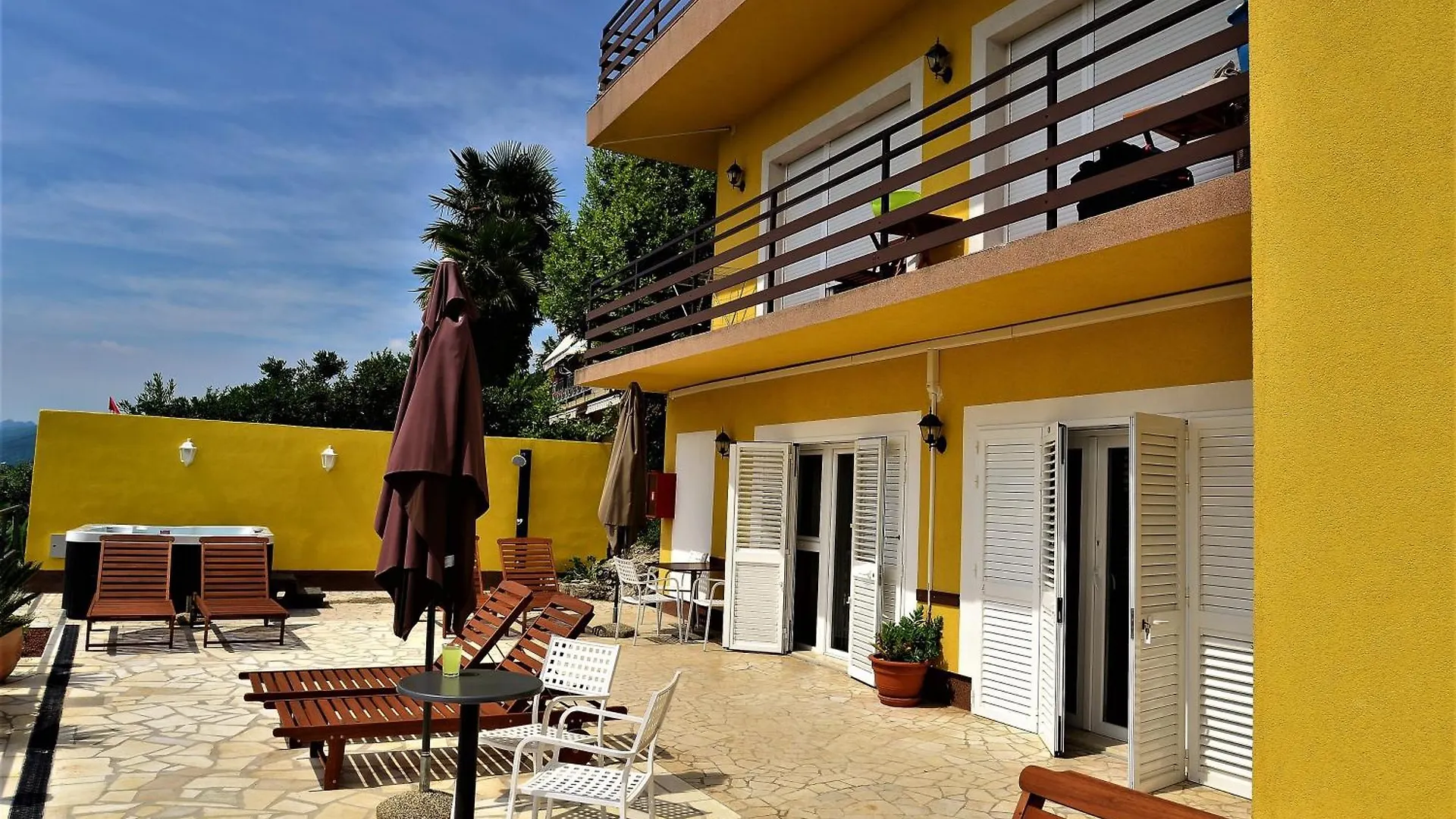 Apartments And Rooms Vila Irma Opatija Gasthuis
