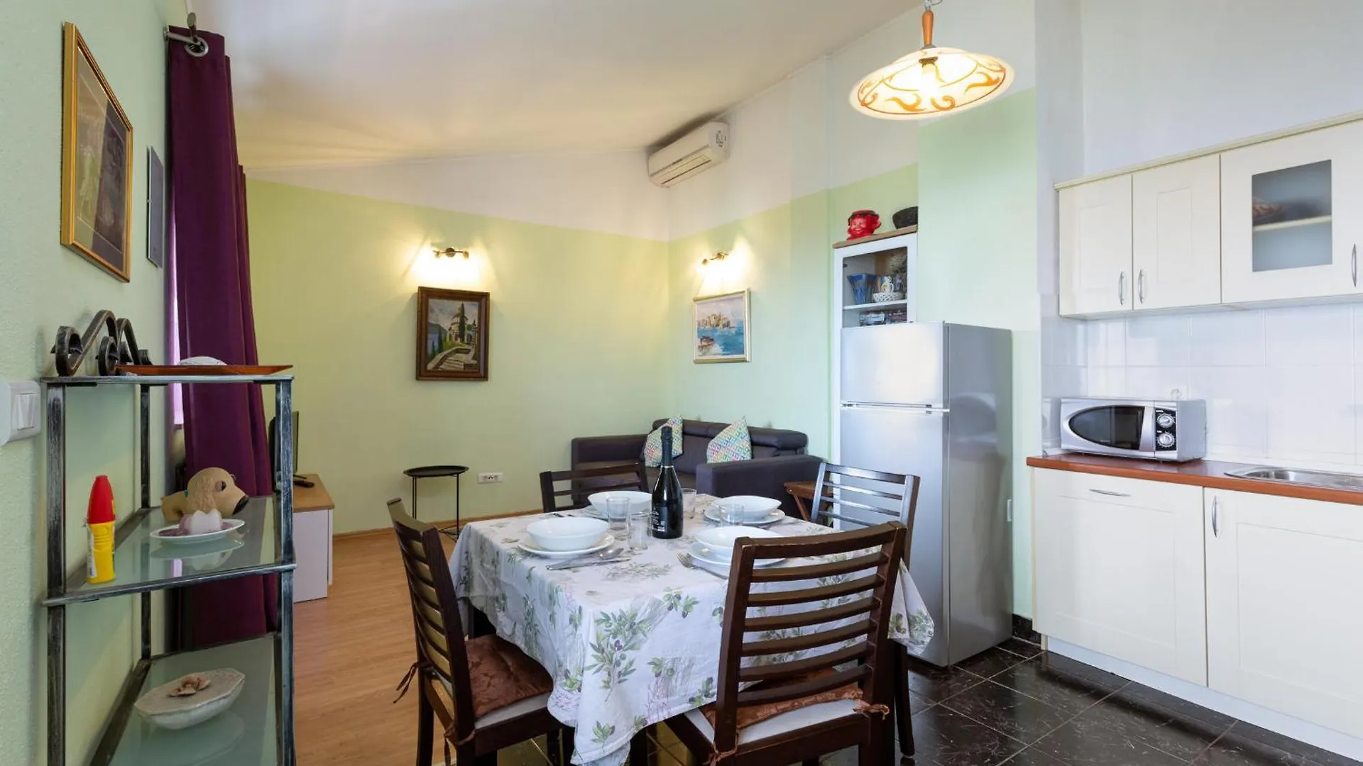 Apartments And Rooms Vila Irma Opatija Maison d'hôtes